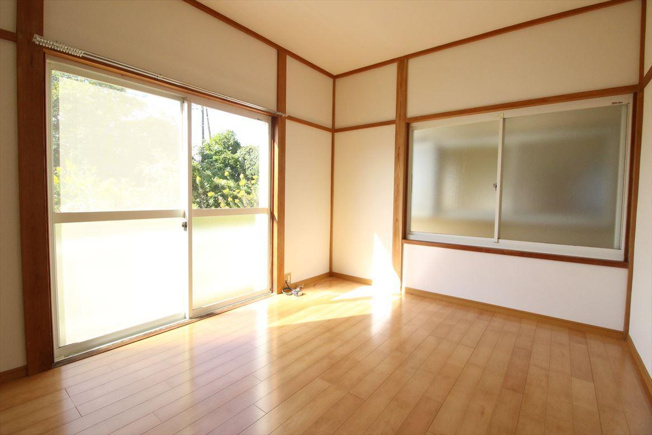 明るいお部屋になります