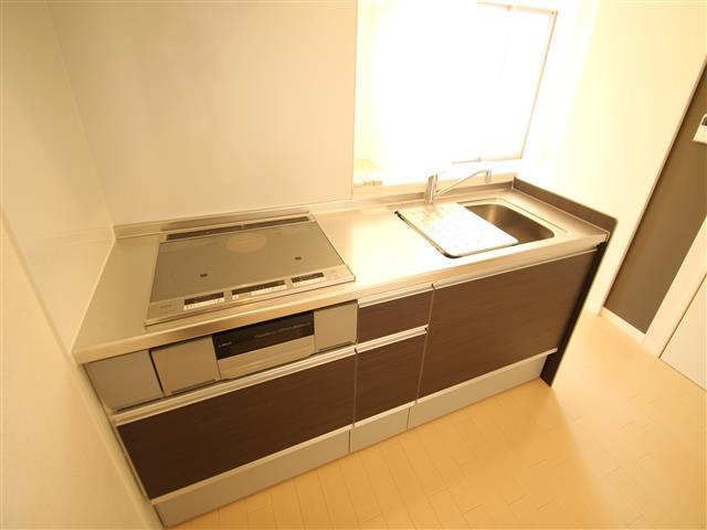 人気の対面キッチン