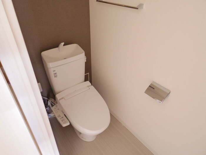 温水洗浄便座(建設中)