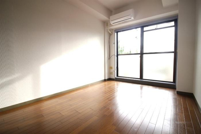 壁紙は現地を確認ください
