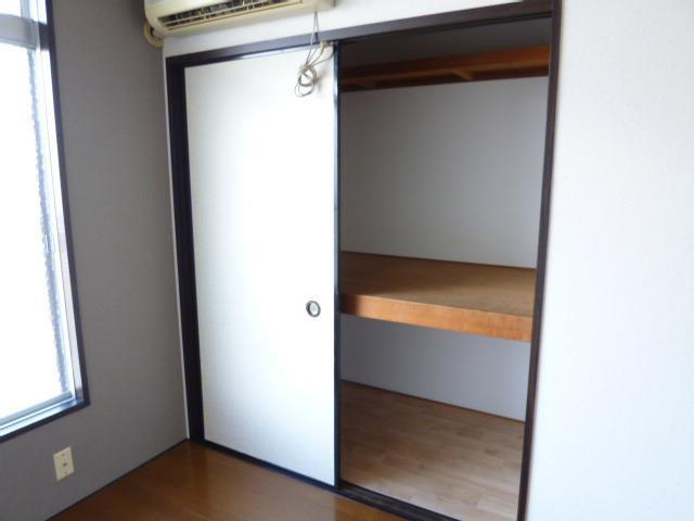便利な収納スペースあり