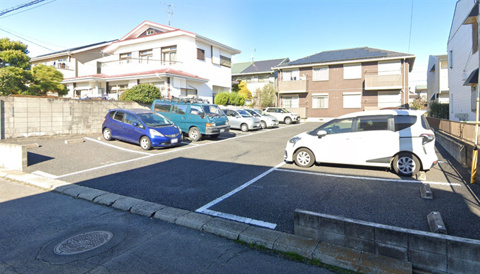 アルファ駐車場の画像