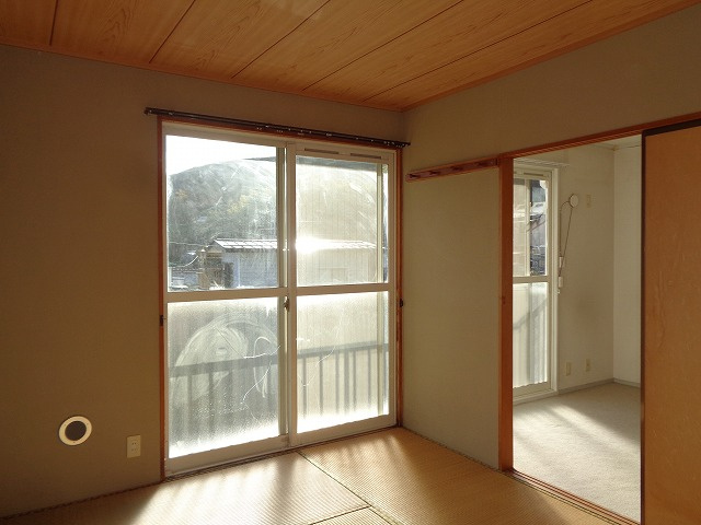 岡谷市山手町２丁目のアパート【和室】和室６帖
