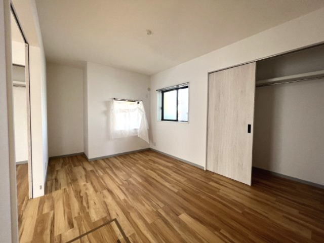 wisteria【内装】