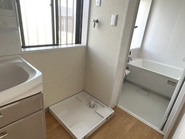 wisteria【洗面所】