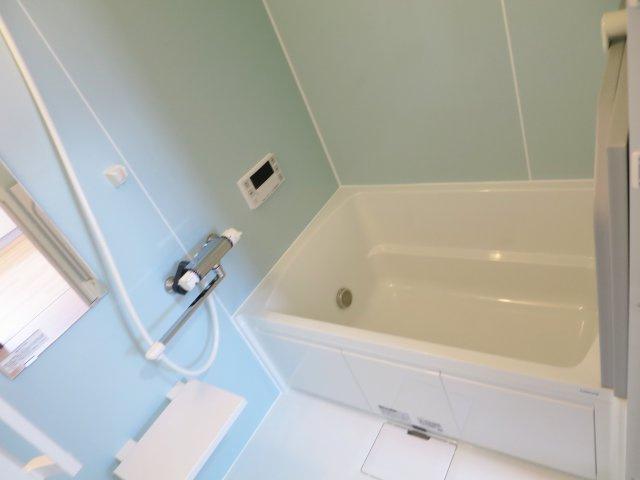 八幡マンション【浴室】