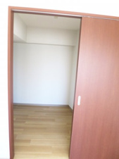 八幡マンション【収納】