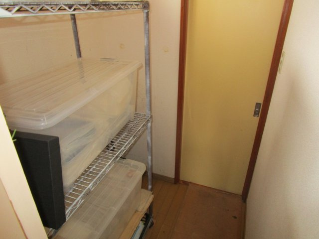 高山市初田町３丁目の店舗事務所【収納】