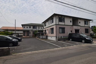 パナハイツクオーレ【駐車場】