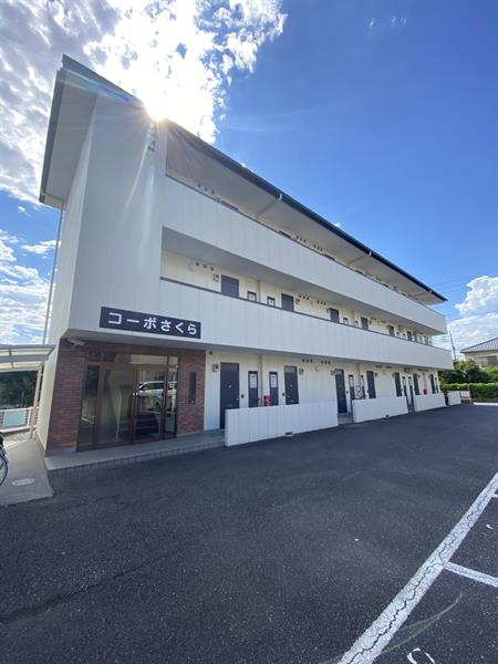 ３階建てアパート