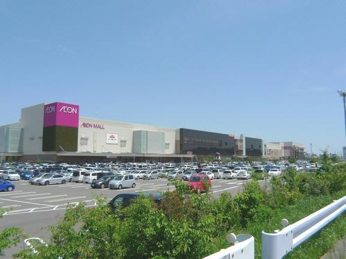 イオンモールもすぐ近く♪