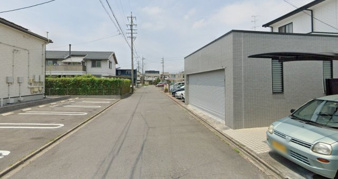 清須市桃栄四丁目　売地【前面道路含む現地写真】