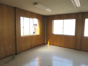 須ヶ口駅前事務所　２F【内装】