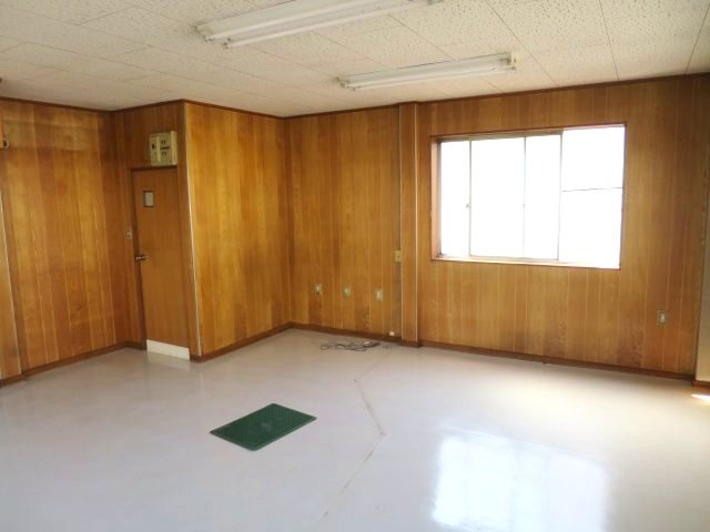 須ヶ口駅前事務所　２F【内装】