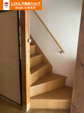 南住吉福田貸家【その他】手摺りのある階段です