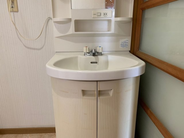 びれっぢ山帰来【洗面所】