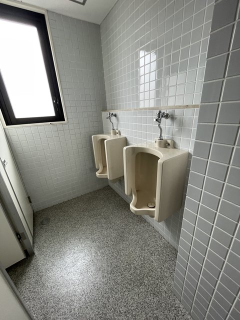 OS10ビル 【トイレ】男性トイレ