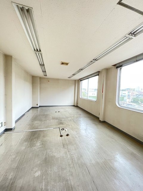 新興ビル【その他】室内