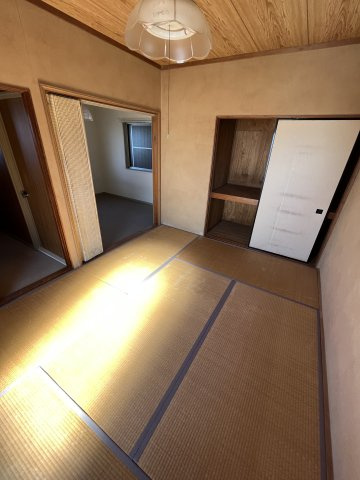 高田町貸家【寝室】