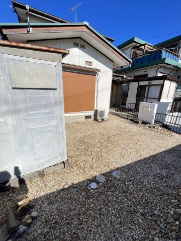 高田町貸家【庭】