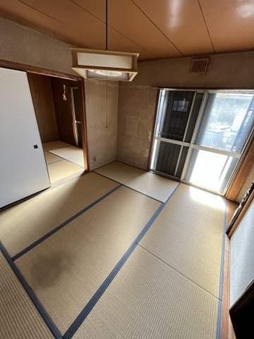 高田町11丁目貸家【寝室】