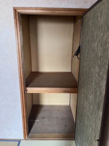 高田町11丁目貸家【収納】