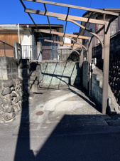 高田町11丁目貸家【駐車場】
