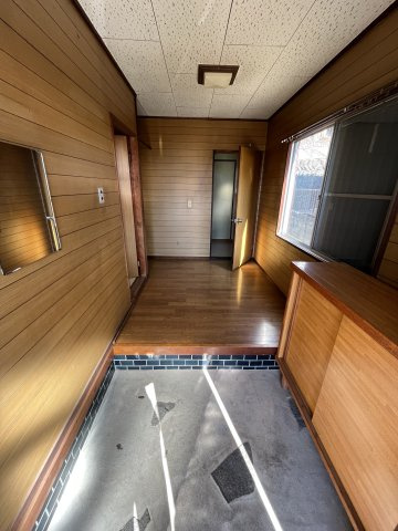 高田町11丁目貸家【玄関】