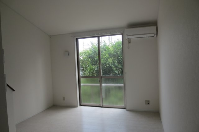 ジェニファー39（山風B棟）【洋室】