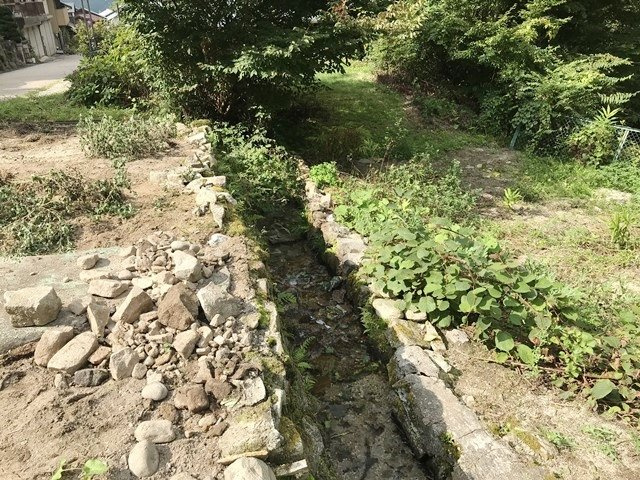 恵那市岩村町の売地【外観】現況写真(水路)