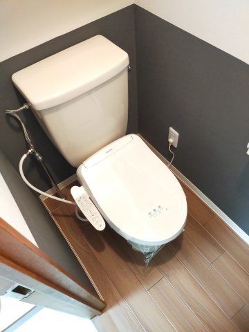盛岡市鉈屋町のアパート【トイレ】