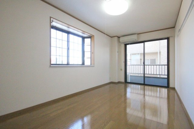 ソリストパレスII【内装】