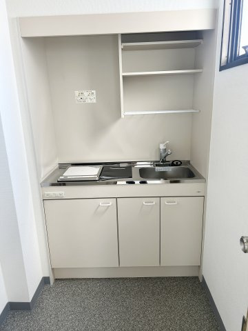ジュラクビル2階　貸事務所【キッチン】
