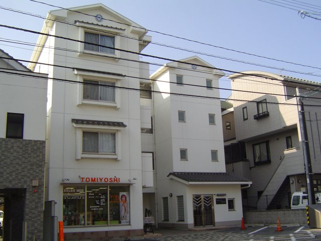 メゾン・ド・酒蔵通り【外観】