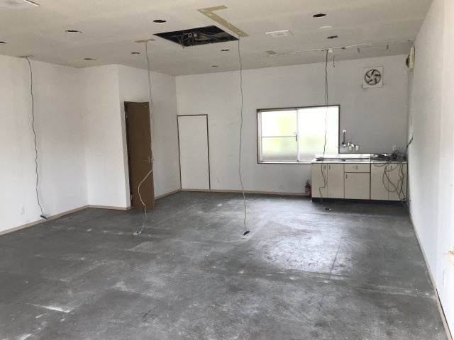 宝町若尾事務所【内装】