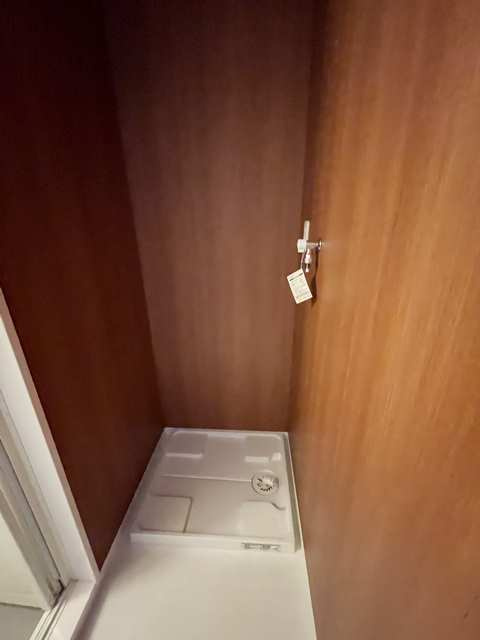 オリエンタルタワーズ WEST【洗面所】