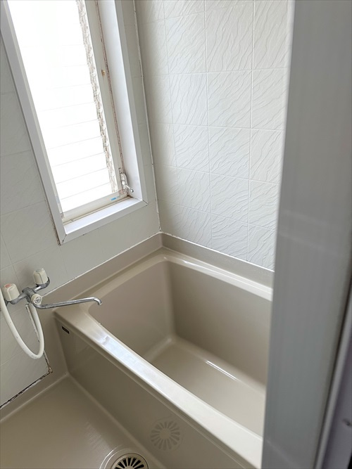 栃木市岩舟町静【浴室】