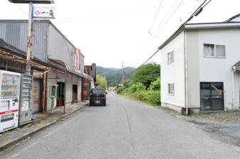 石巻市北上町女川字要害の中古一戸建【前面道路含む現地写真】