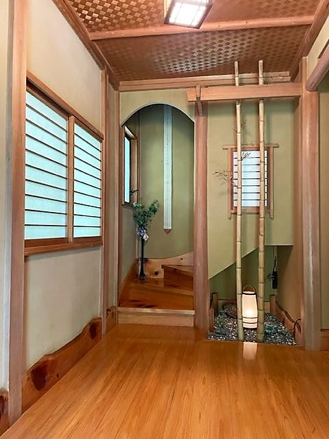 熱海市泉の中古一戸建【玄関】ホール
