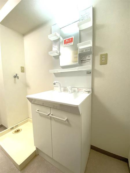 新品の独立洗面台！！！