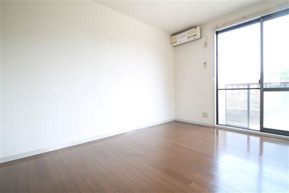 洋室のお部屋です