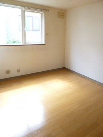 港丘ハウス【洋室】