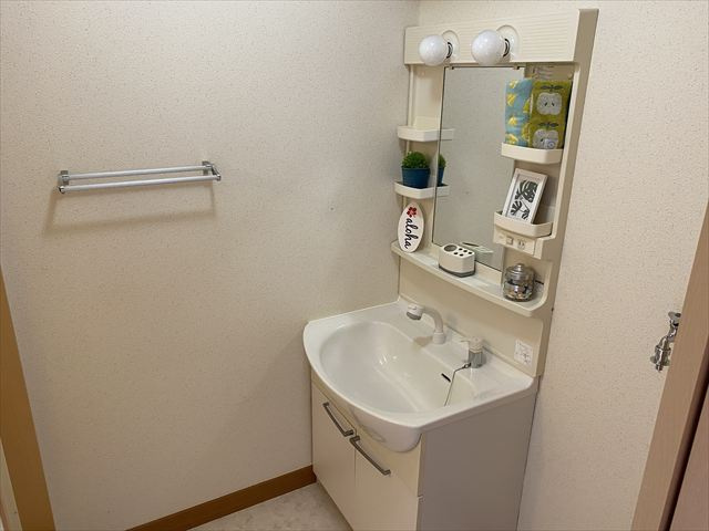 嬉しい先発洗面化粧台！