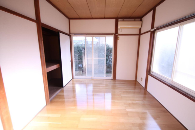 日当たりも良く、日差しも入ります♪