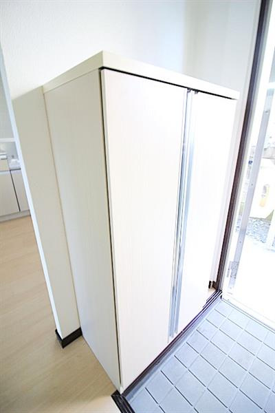 シューズボックスも付いています。