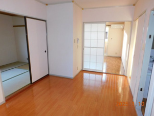 セジュール寿美　Ｄ【居間・リビング】