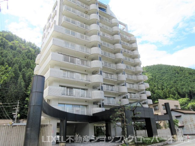 下呂市少ケ野の中古マンション【外観】