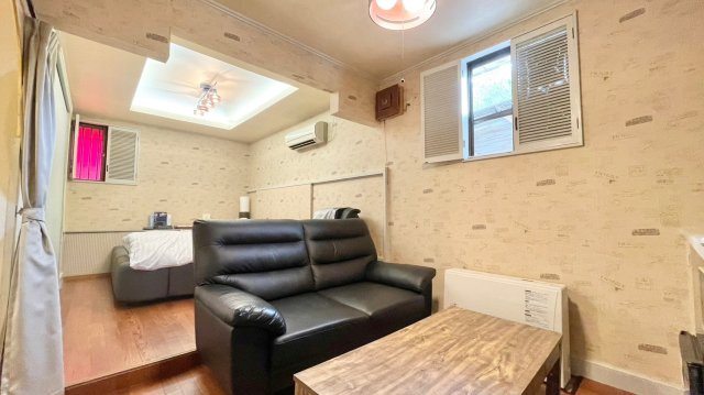 甲斐市下今井の旅館【居間・リビング】