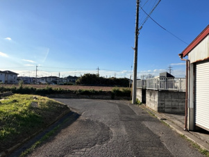 下妻市前河原611-24【前面道路含む現地写真】前面道路含む現地写真です