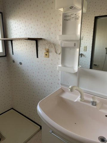 盛岡市松園１丁目の中古一戸建【独立洗面台】
